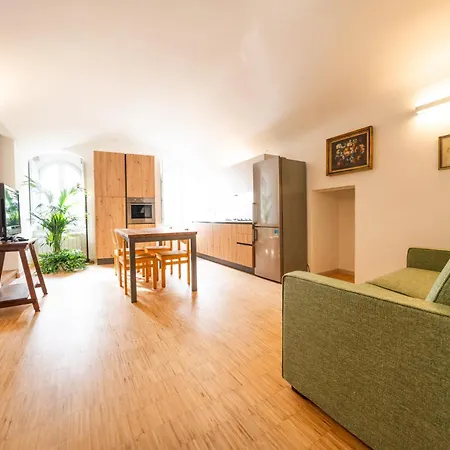 Edoardo - Baldassini N 15 Apartment *